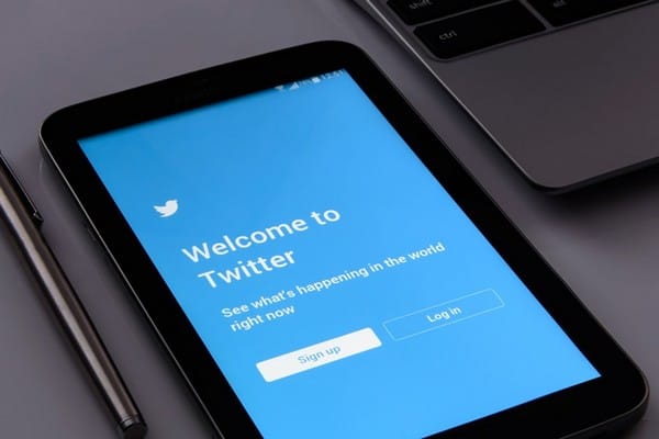 Twitter Deixe o perfil do Twitter pronto para a temporada de festas