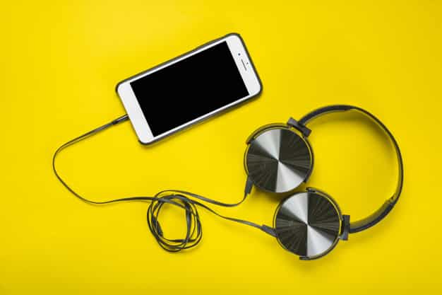 Usando o podcast para marketing de conteúdo, você se aproxima dos clientes