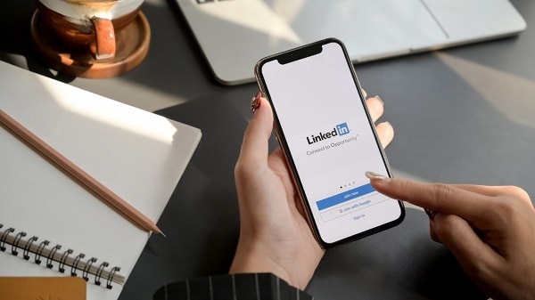 Dicas para usar o LinkedIn na estratégia de marketing digital Dicas para usar o LinkedIn na estratégia de marketing digital